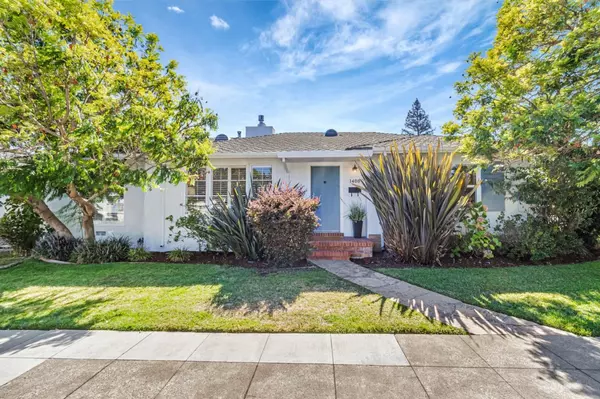 1400 Oakhurst Avenue, San Carlos, CA 94070