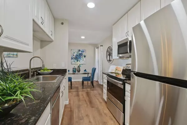 Hayward, CA 94544,680 Dartmore Lane #259