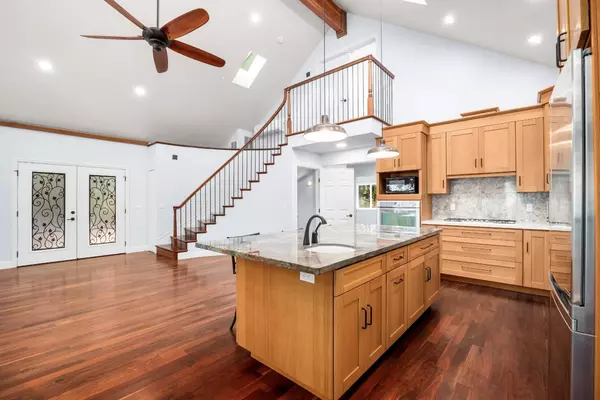 Boulder Creek, CA 95006,352 Manzanita Avenue