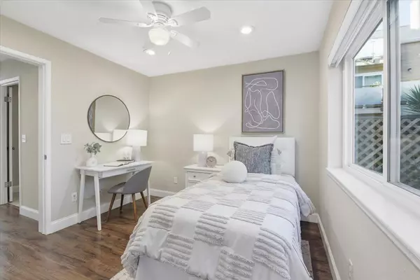 Mountain View, CA 94043,363 N Rengstorff Avenue #5