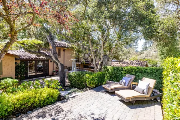 Carmel, CA 93923,0 SW Santa Rita 4 SW of Ocean Street
