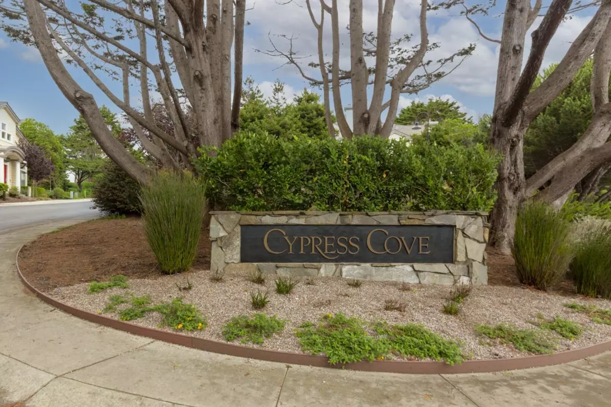 Half Moon Bay, CA 94019,1 Erin Lane