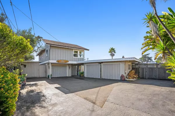 Santa Cruz, CA 95062,151 Blackpoint Lane
