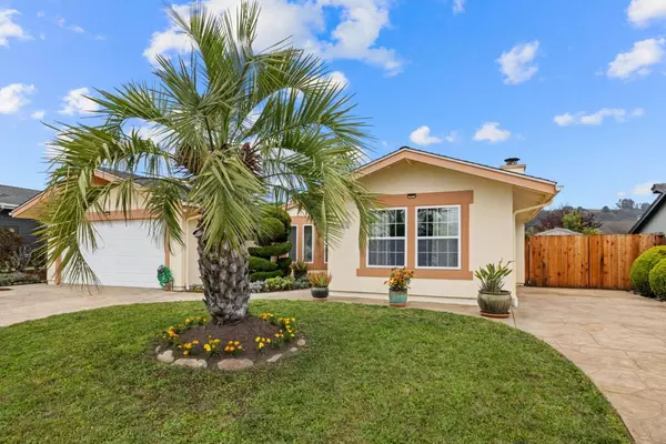 Half Moon Bay, CA 94019,1527 Hawser Lane