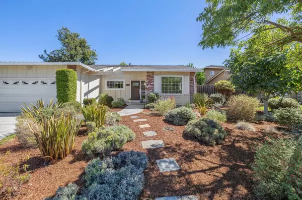 961 E San Marcos Circle, Mountain View, CA 94043