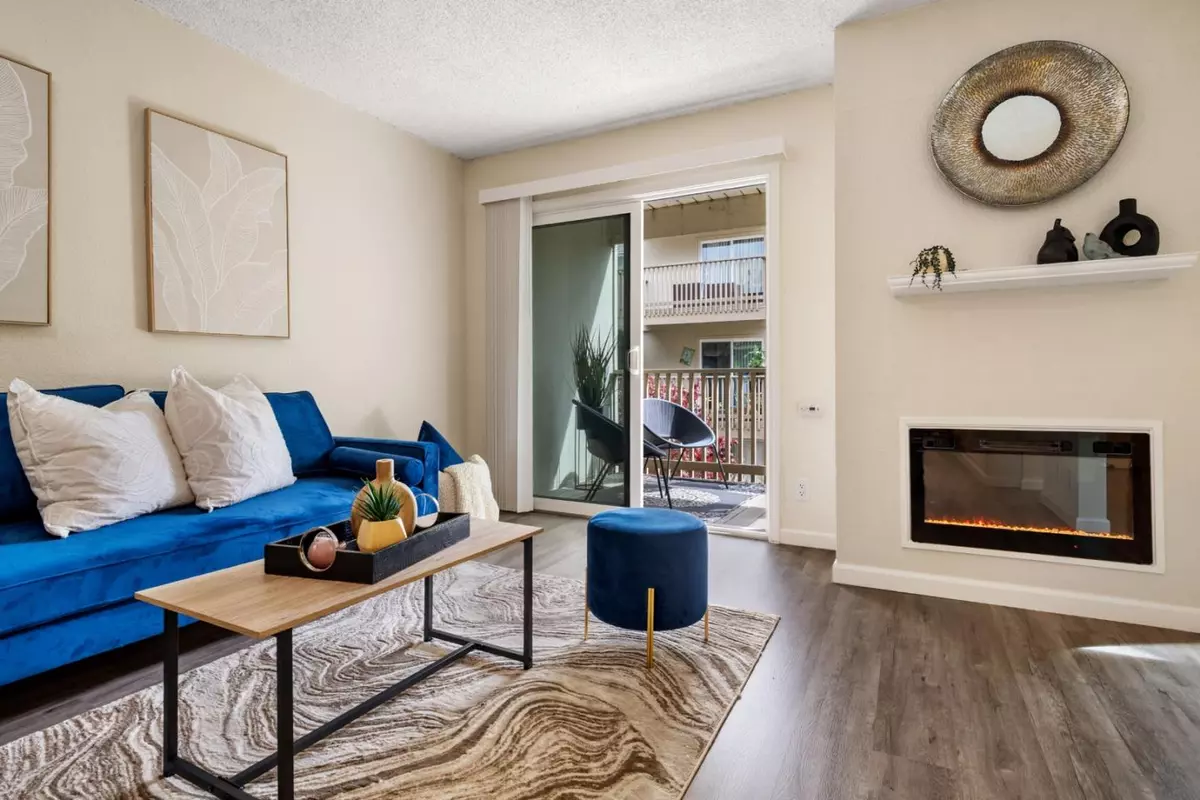 Daly City, CA 94015,368 Imperial Way #204