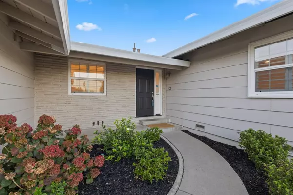 Carmichael, CA 95608,4451 Stoney Way