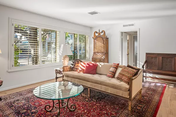 Carmel, CA 93921,0 NE Corner San Carlos & 8th Street #1