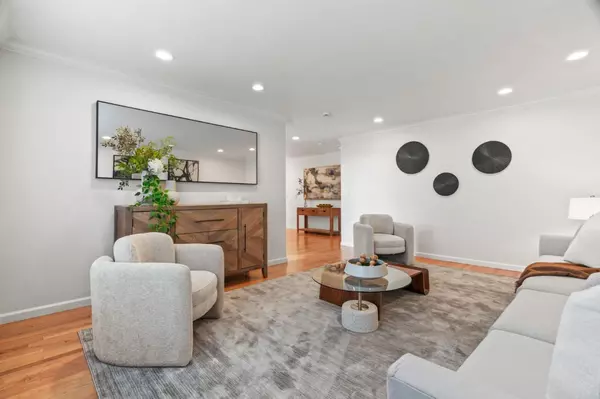 Campbell, CA 95008,4736 Westmont Avenue