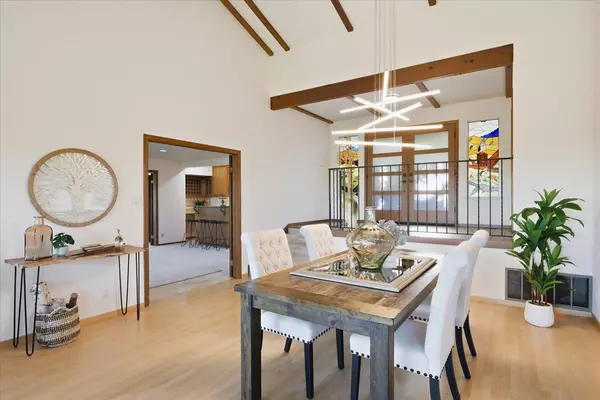 Belmont, CA 94002,3303 Haskins Drive