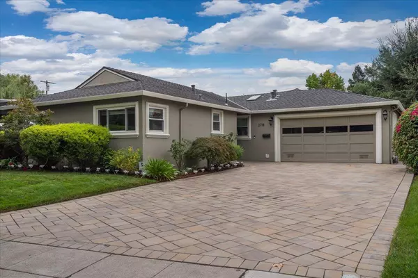 2718 Ohio Avenue, Redwood City, CA 94061