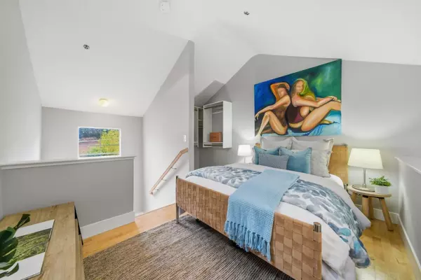 735 Buchanan Street #220, Benicia, CA 94510