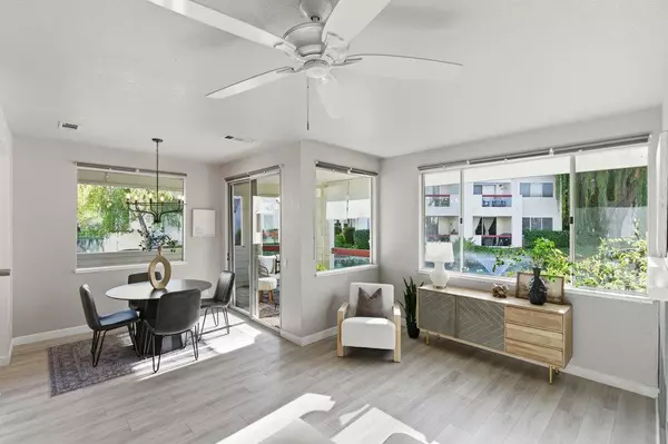 Redwood City, CA 94061,307 Chelsea Way