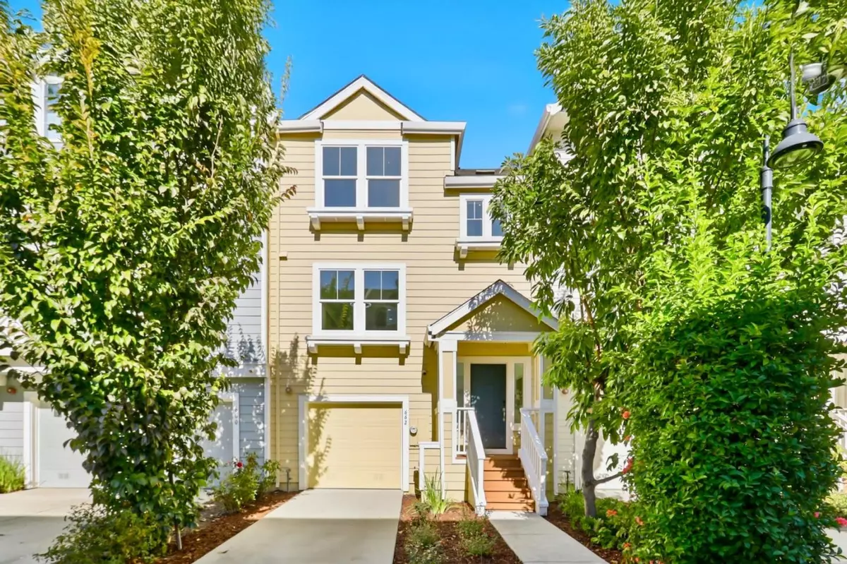 Sunnyvale, CA 94085,662 Montara Terrace