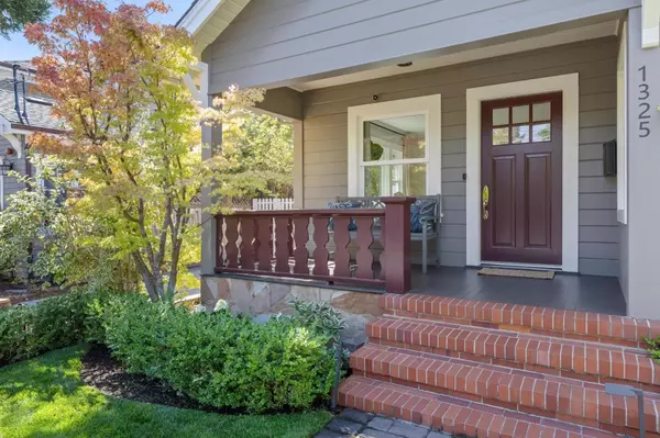 Burlingame, CA 94010,1325 Paloma Avenue