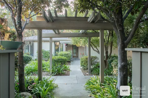 Saratoga, CA 95070,14333 Saratoga Avenue #14