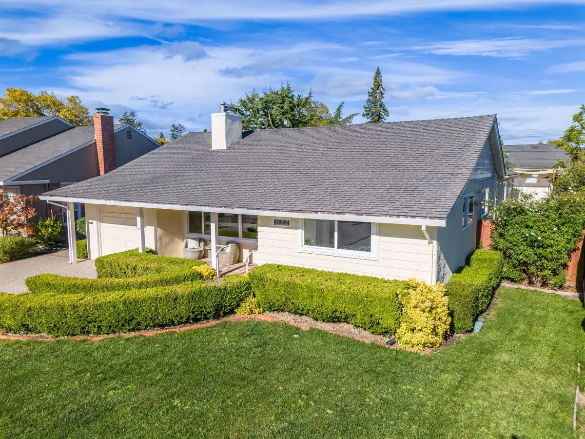 Redwood City, CA 94061,2054 Palm Avenue