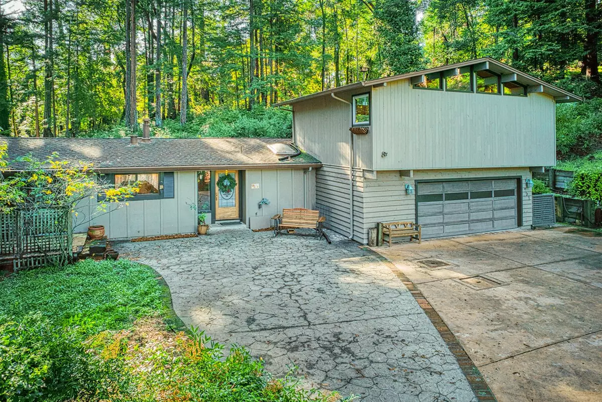 Felton, CA 95018,951 Jenny Way