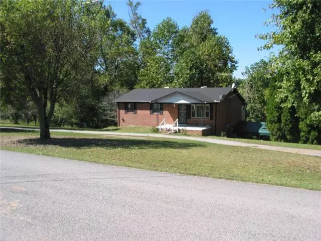 276 Adcock Cemetery Rd, Smithville, TN 37166