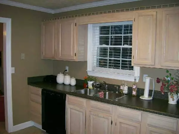 Mc Minnville, TN 37110,135 Beck Ln