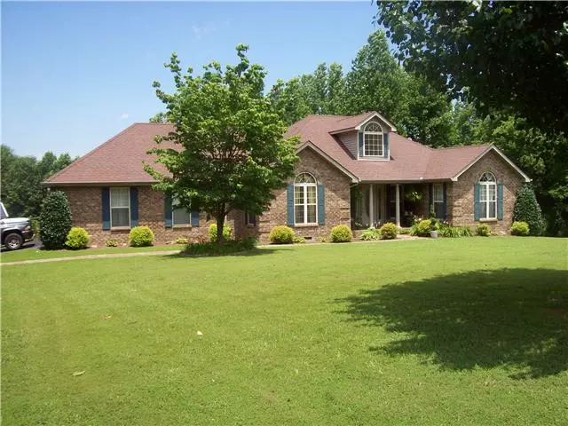 4988 Hwy. 52 By Pass West, Lafayette, TN 37083