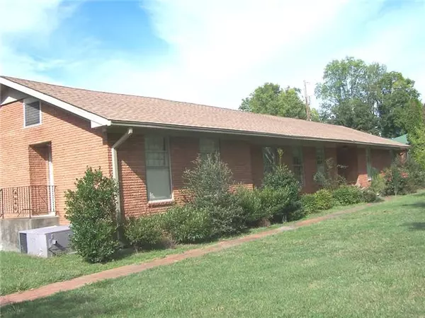 Waverly, TN 37185,615 West Main