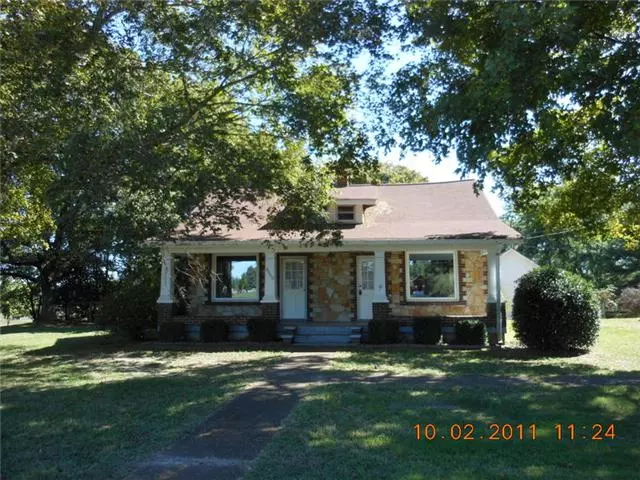 Greenbrier, TN 37073,3065 Logan Rd