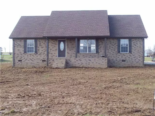 809 Golf Club Dr, Lafayette, TN 37083