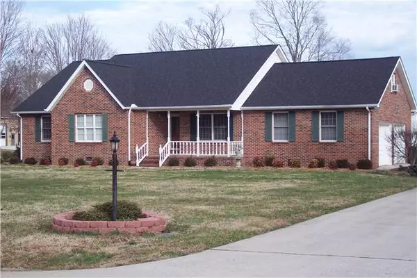 25 Lakeview Way, Winchester, TN 37398