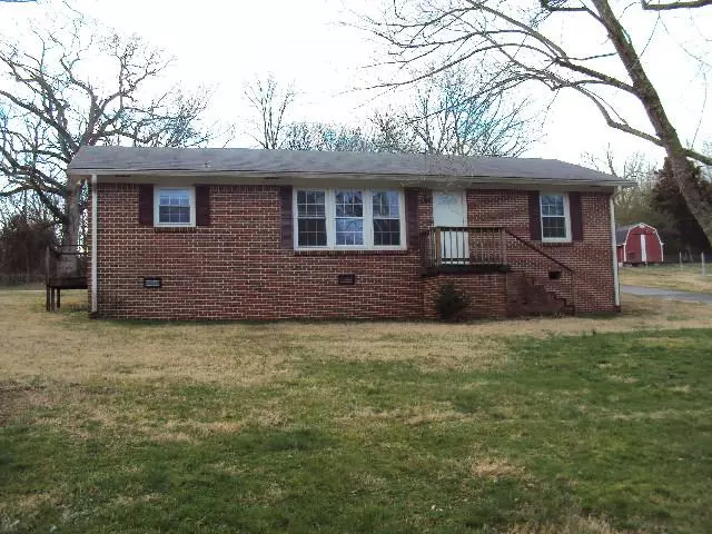 208 E Main St, Alexandria, TN 37012