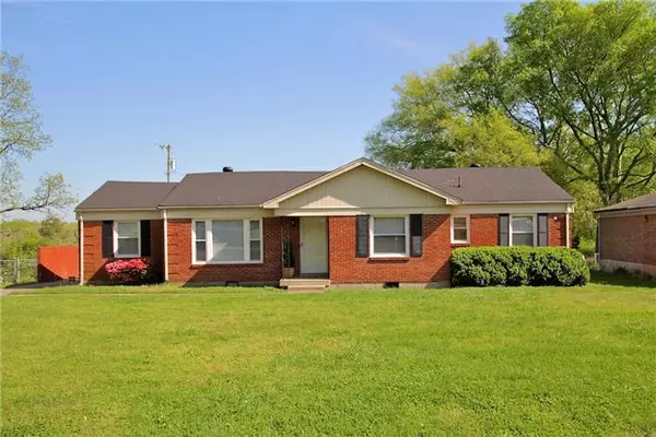 2813 Barclay Dr, Nashville, TN 37206