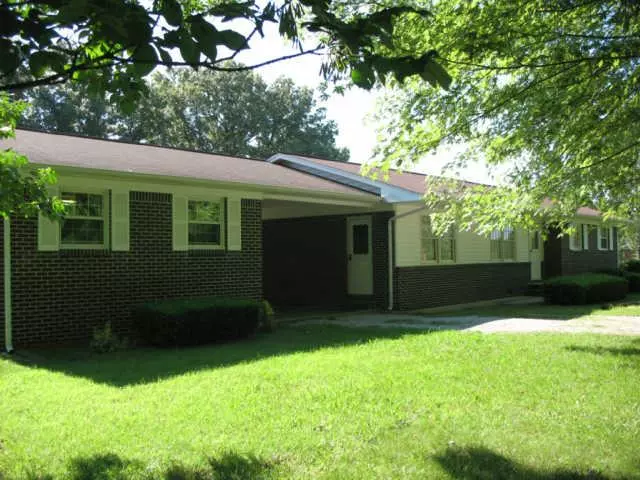 156 Staton Rd, Belvidere, TN 37306