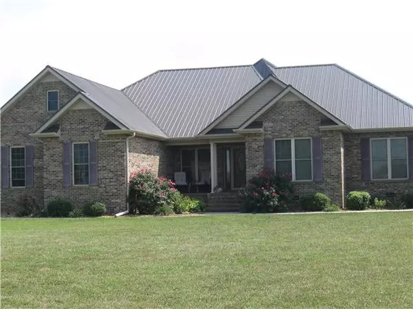 101 Kades Ct, Decherd, TN 37324