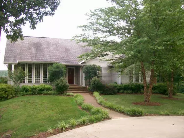 138 Windswept Ln, Hohenwald, TN 38462