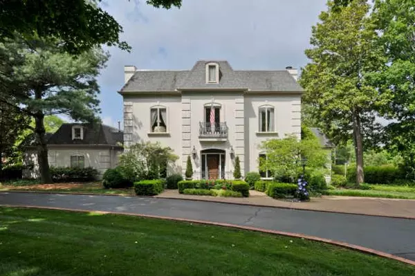 Nashville, TN 37215,104 Hanover Sq