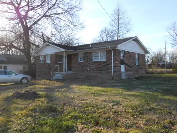 Smithville, TN 37166,627 Short Mountain St