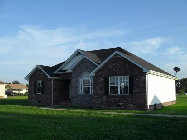 111 Caydras Way, Lafayette, TN 37083