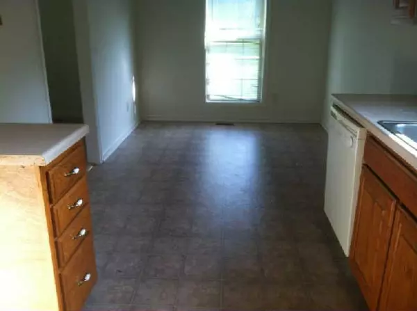 Manchester, TN 37355,1309 Oak Dr
