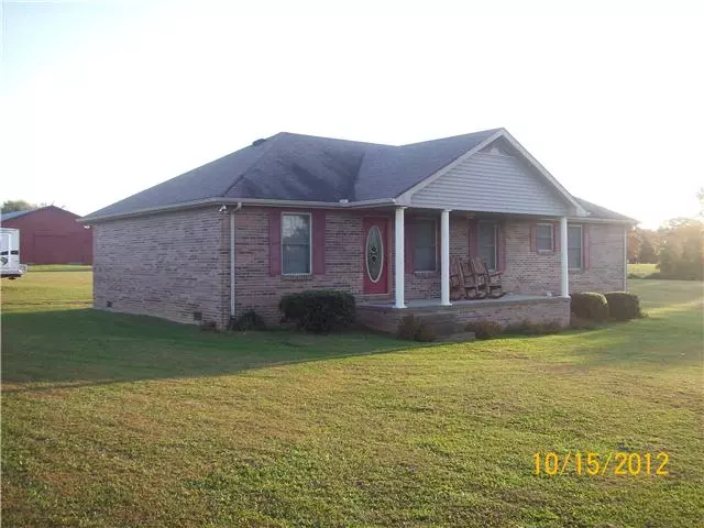 91 Blue Sky Cir, Lafayette, TN 37083