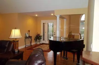 Hopkinsville, KY 42240,165 Romeo