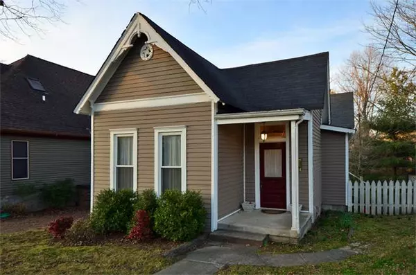 1711 Forrest Avenue, Nashville, TN 37206