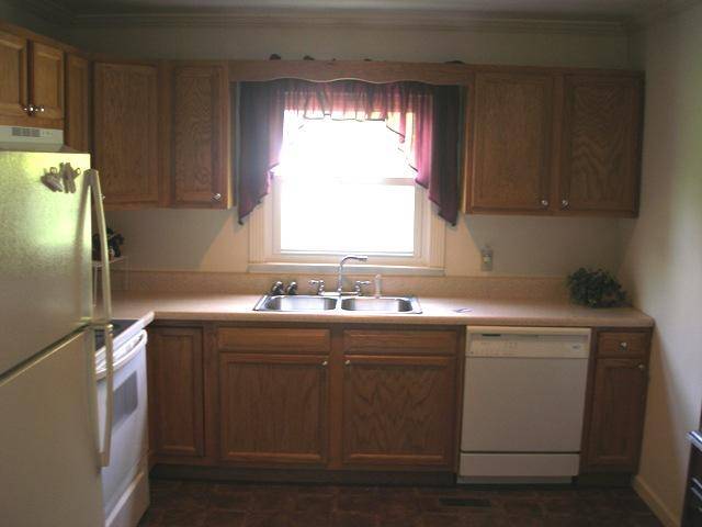Cowan, TN 37318,107 Thorogood St