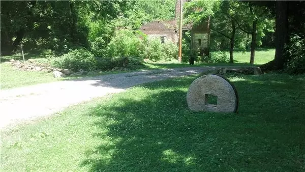 Belvidere, TN 37306,180 Wilson LN