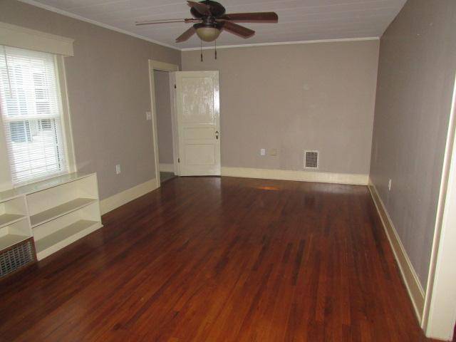 Lawrenceburg, TN 38464,706 S Locust Ave