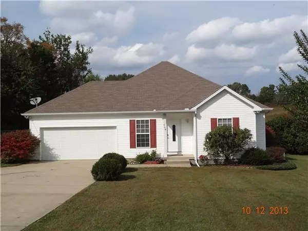 964 Eli Rd, Bon Aqua, TN 37025