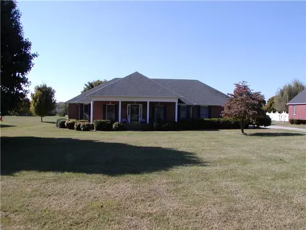 Winchester, TN 37398,201 Sugar Leaf Cir