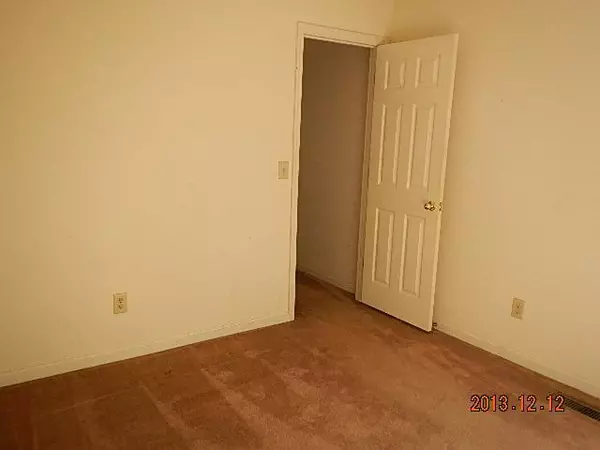 White House, TN 37188,104 Laura Dr