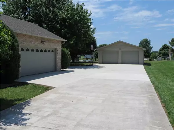 Winchester, TN 37398,183 Susie Dr