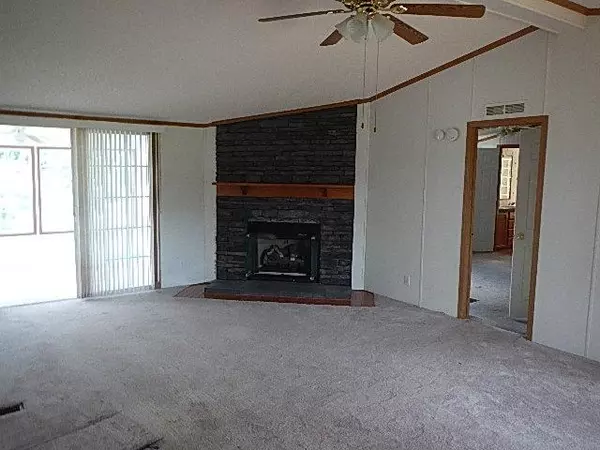 Castalian Springs, TN 37031,852 Rock Springs Rd