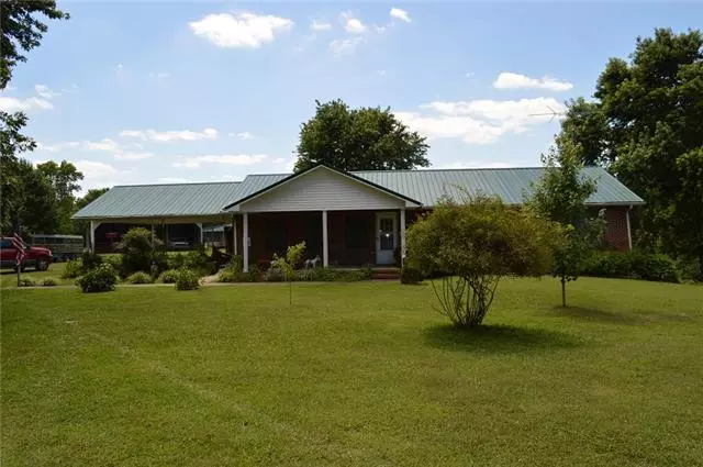 Huntland, TN 37345,1891 Pleasant Ridge Rd